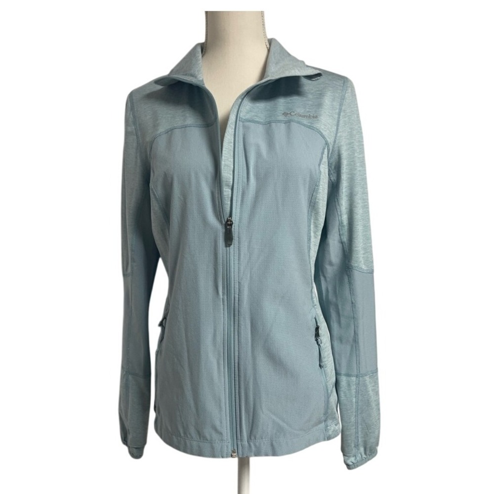 Columbia Light Blue Running Performance Shirt Women's‎ Medium